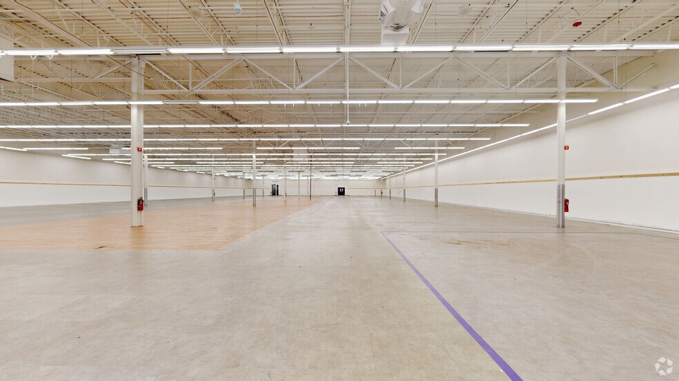 6235-6245 Wilson Mills Rd, Highland Heights, OH for lease - Matterport 3D Scan - Image 2 of 7
