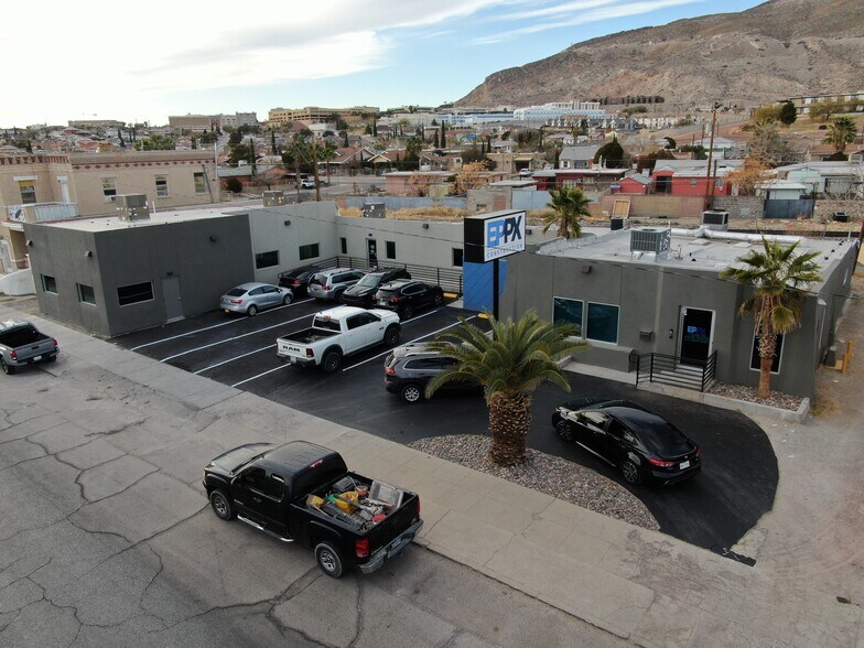 2211-2223 Montana Ave, El Paso, TX à louer - Photo du bâtiment - Image 2 de 26