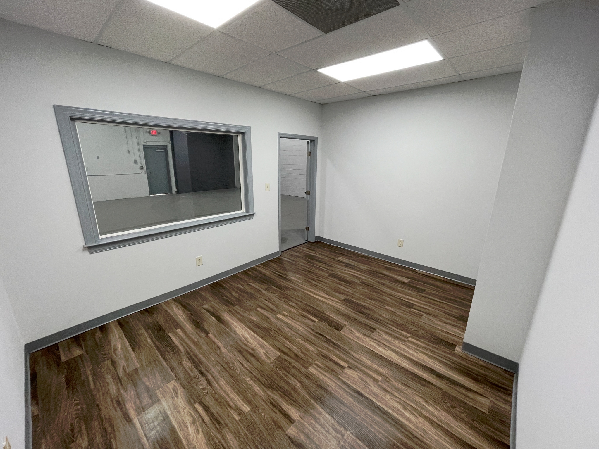 624 Matthews Mint Hill Rd, Matthews, NC for lease Interior Photo- Image 1 of 34