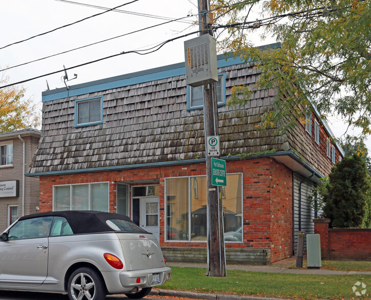 51 Main St, St Catharines, ON à vendre - Photo principale - Image 1 de 2