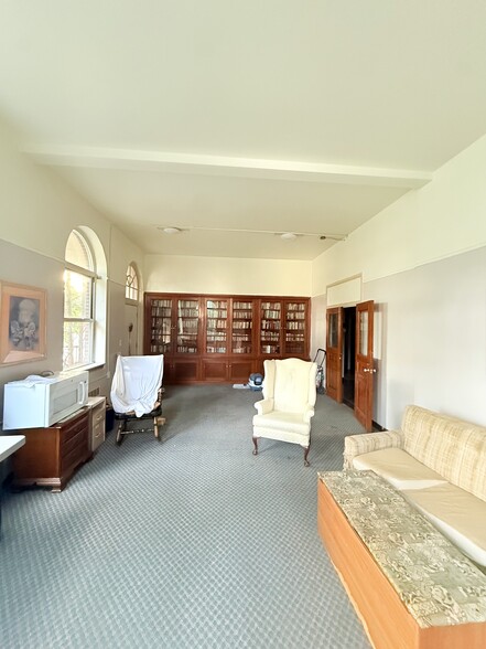 53 Coe St, Woonsocket, RI for sale - Building Photo - Image 3 of 14