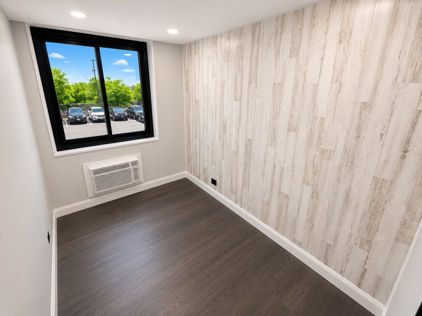 711A-711D Seagirt Ave, Far Rockaway, NY à louer Photo intérieure- Image 1 de 1