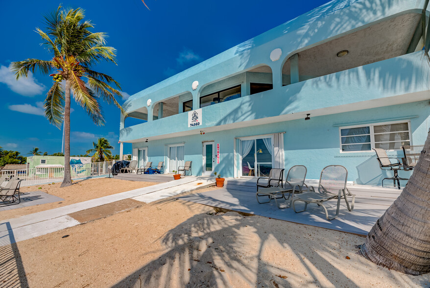 74560 Overseas Hwy, Islamorada, FL for lease - Building Photo - Image 1 of 74