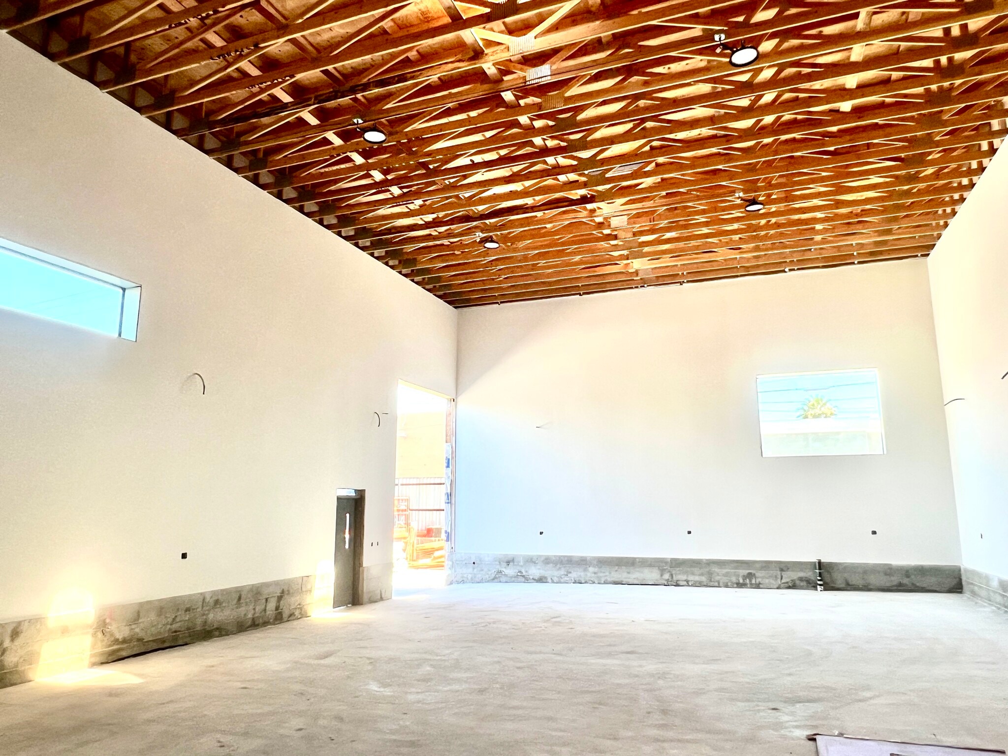 1315 Cota Ave, Long Beach, CA for lease Building Photo- Image 1 of 3