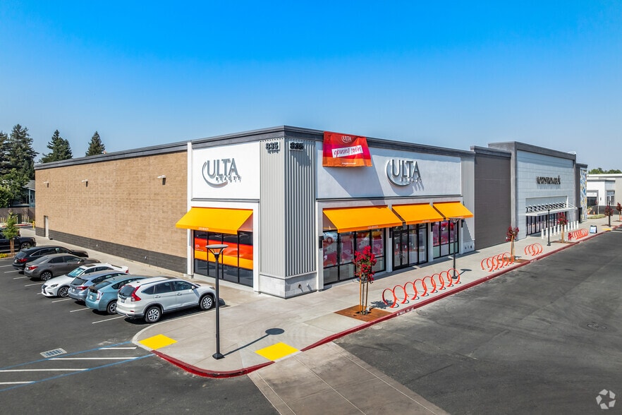737-885 Russell Blvd, Davis, CA for lease - Building Photo - Image 1 of 6