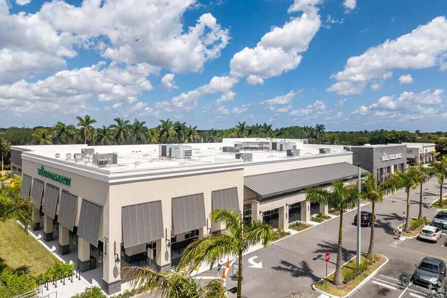 7395-7555 Boynton Beach Blvd, Boynton Beach, FL for lease - Building Photo - Image 3 of 12