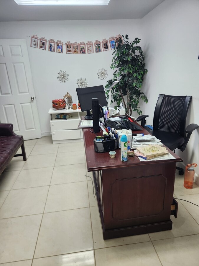 1800-1812 SW 7th Ave, Pompano Beach, FL 33060 - Unité 1800 -  - Photo intérieure - Image 1 of 5