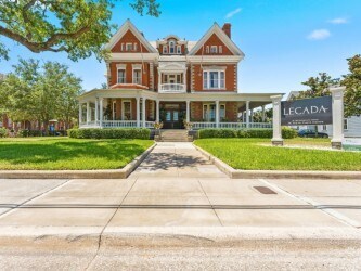 341 S Plant Ave, Tampa, FL à louer - Photo du bâtiment - Image 2 de 9