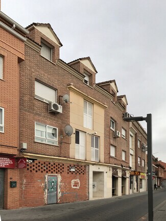 Plus de détails pour Calle Trinidad Tortuero, 3, Azuqueca de Henares - Multi-résidentiel à vendre