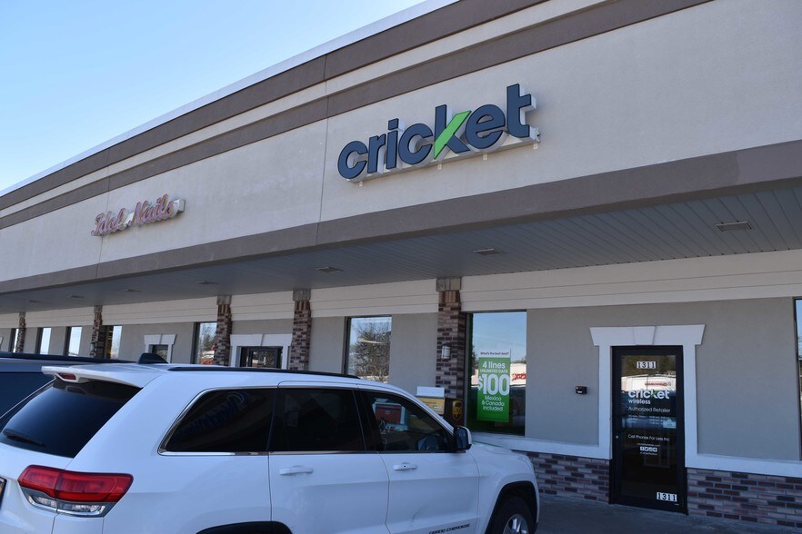 820 State Route 9, Queensbury, NY à louer - Photo du bâtiment - Image 2 de 11