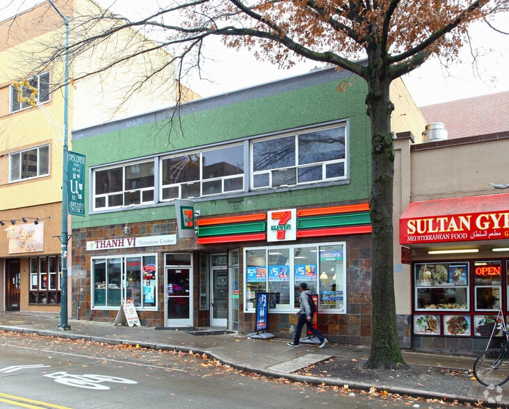 4224-4226 University Way NE, Seattle, WA for lease - Building Photo - Image 2 of 2
