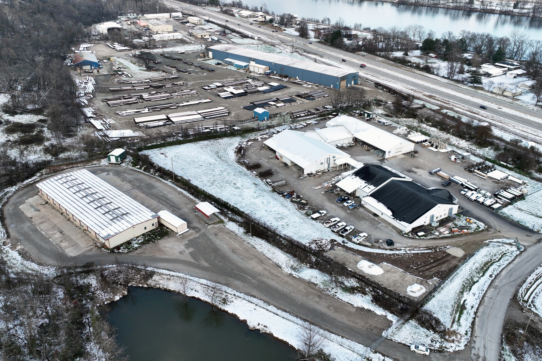 150 Ayers Blvd, Belpre, OH à vendre Photo principale- Image 1 de 2