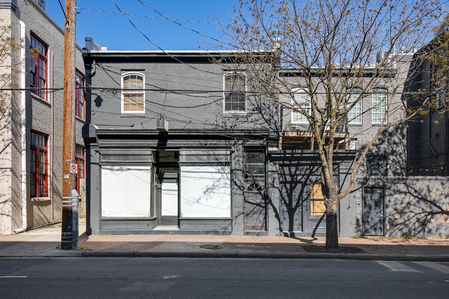 221 E Clay St, Richmond, VA for lease - Building Photo - Image 2 of 45