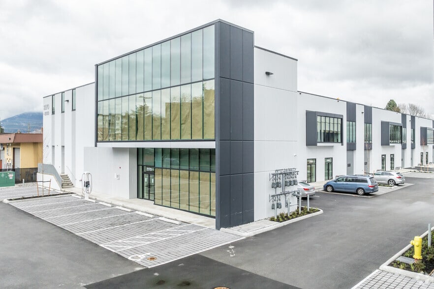 2270 Tyner St, Port Coquitlam, BC for lease - Building Photo - Image 2 of 7