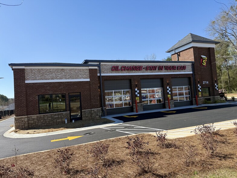 2714 Highway 54, Peachtree City, GA à louer - Photo du bâtiment - Image 2 de 5