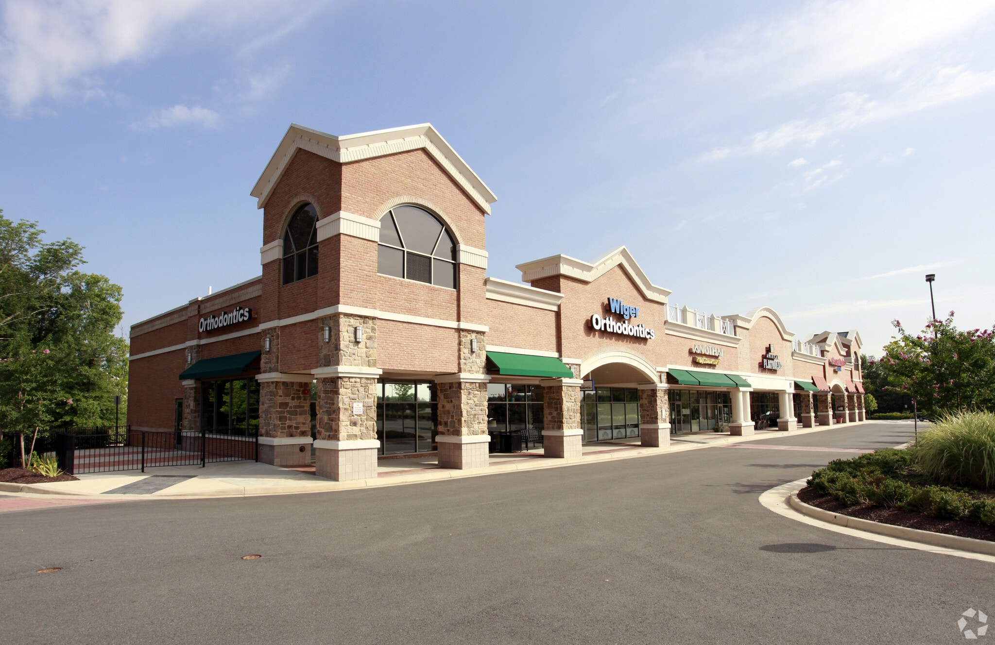 43300 Southern Walk Plz, Ashburn, VA for sale Building Photo- Image 1 of 1