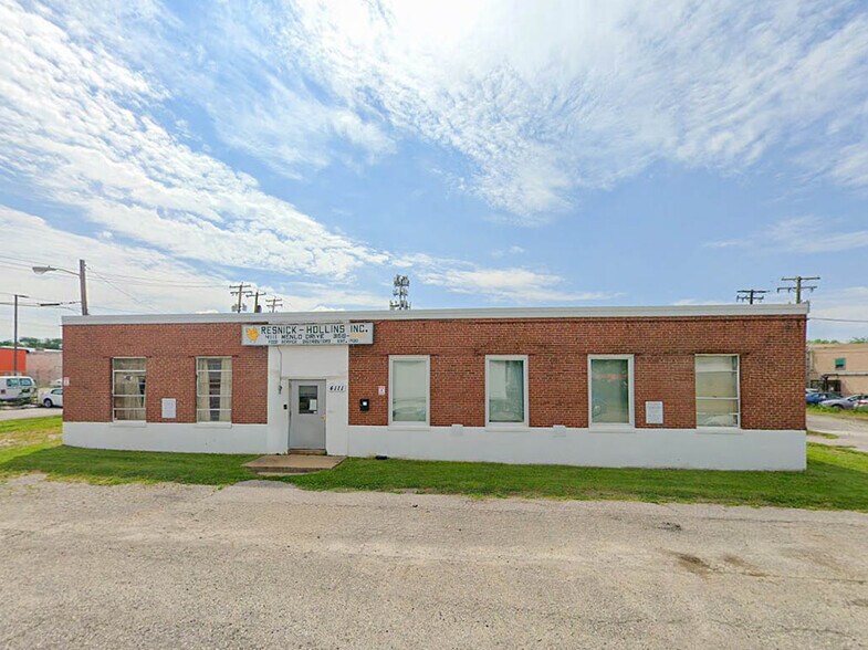 4111 Menlo Dr, Baltimore, MD à louer - Photo du bâtiment - Image 2 de 3