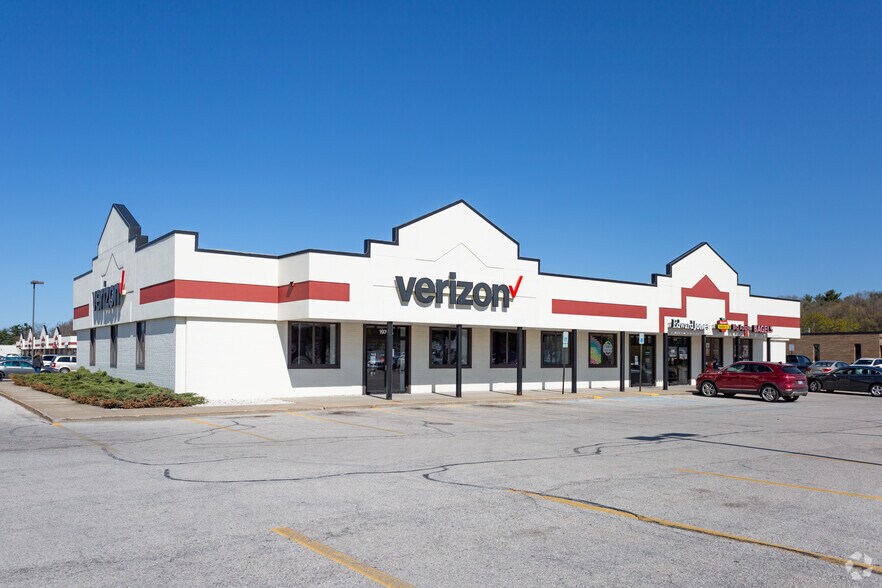 1930 E Apple Ave, Muskegon, MI for lease - Primary Photo - Image 3 of 9