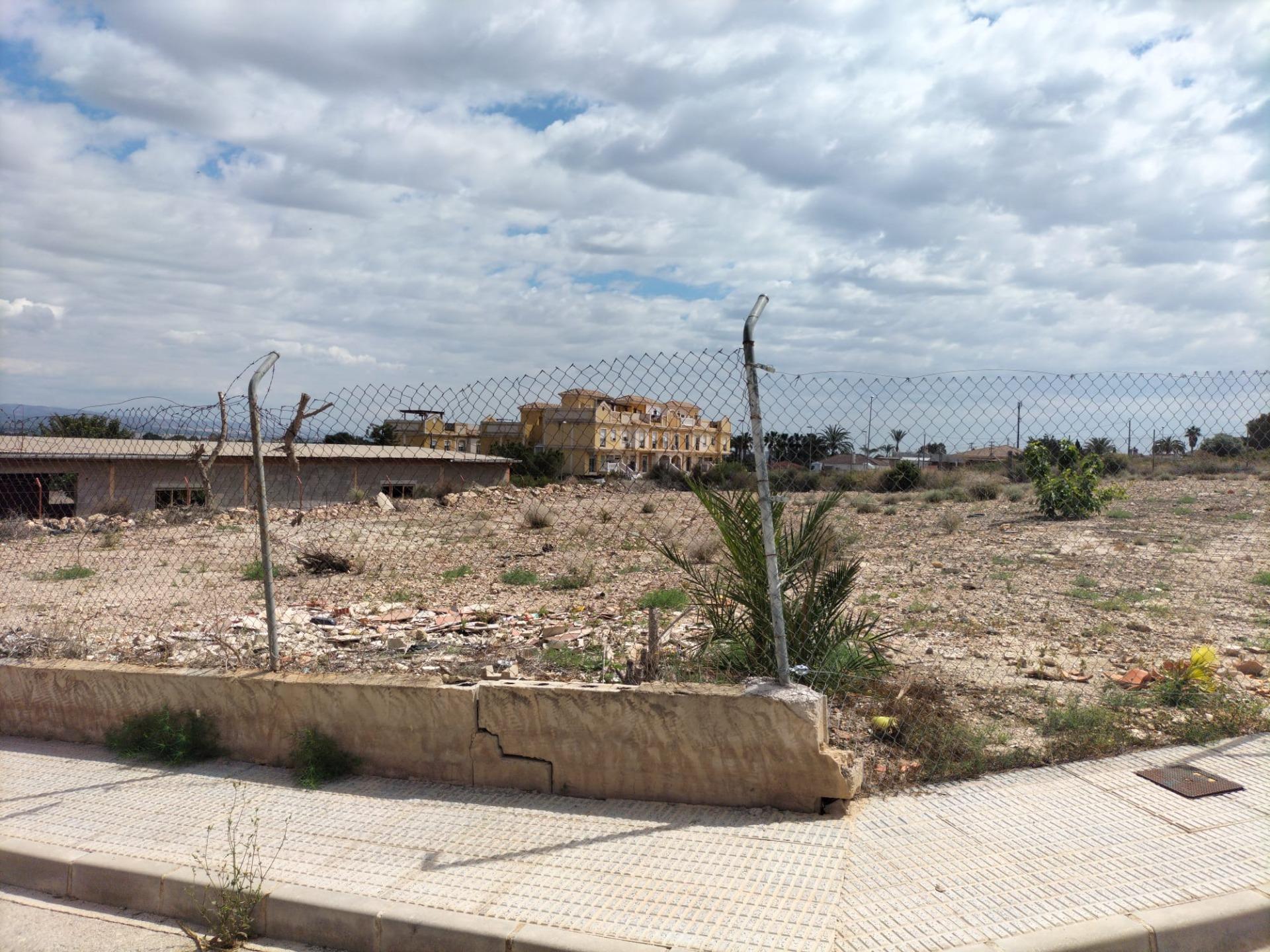 Terrain dans Cox, Alicante à vendre Photo de construction- Image 1 de 5