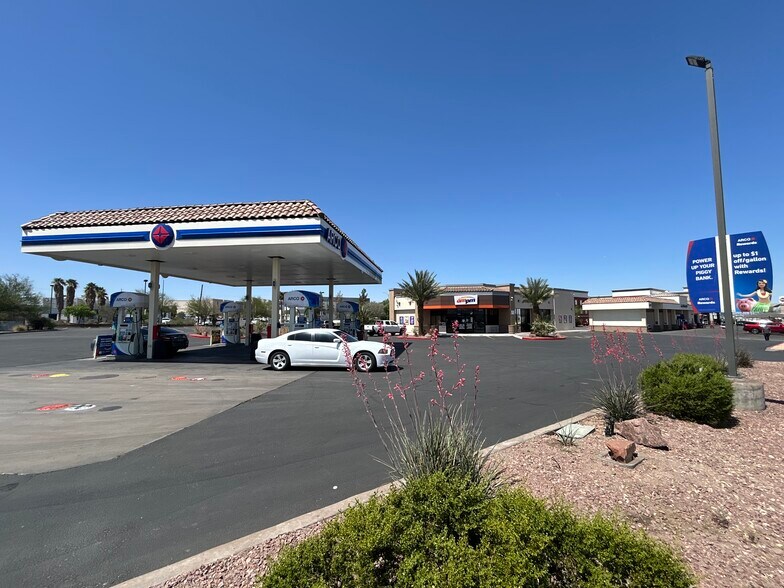 1537 N Boulder Hwy, Henderson, NV à vendre - Photo du bâtiment - Image 3 de 9