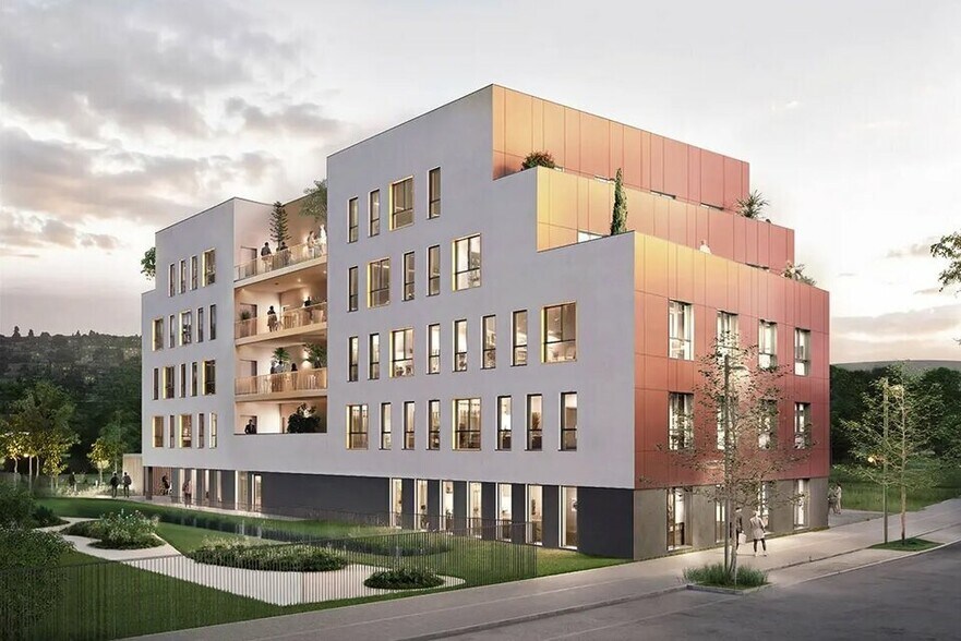 Office in Rouen for sale - Building Photo - Image 2 of 9