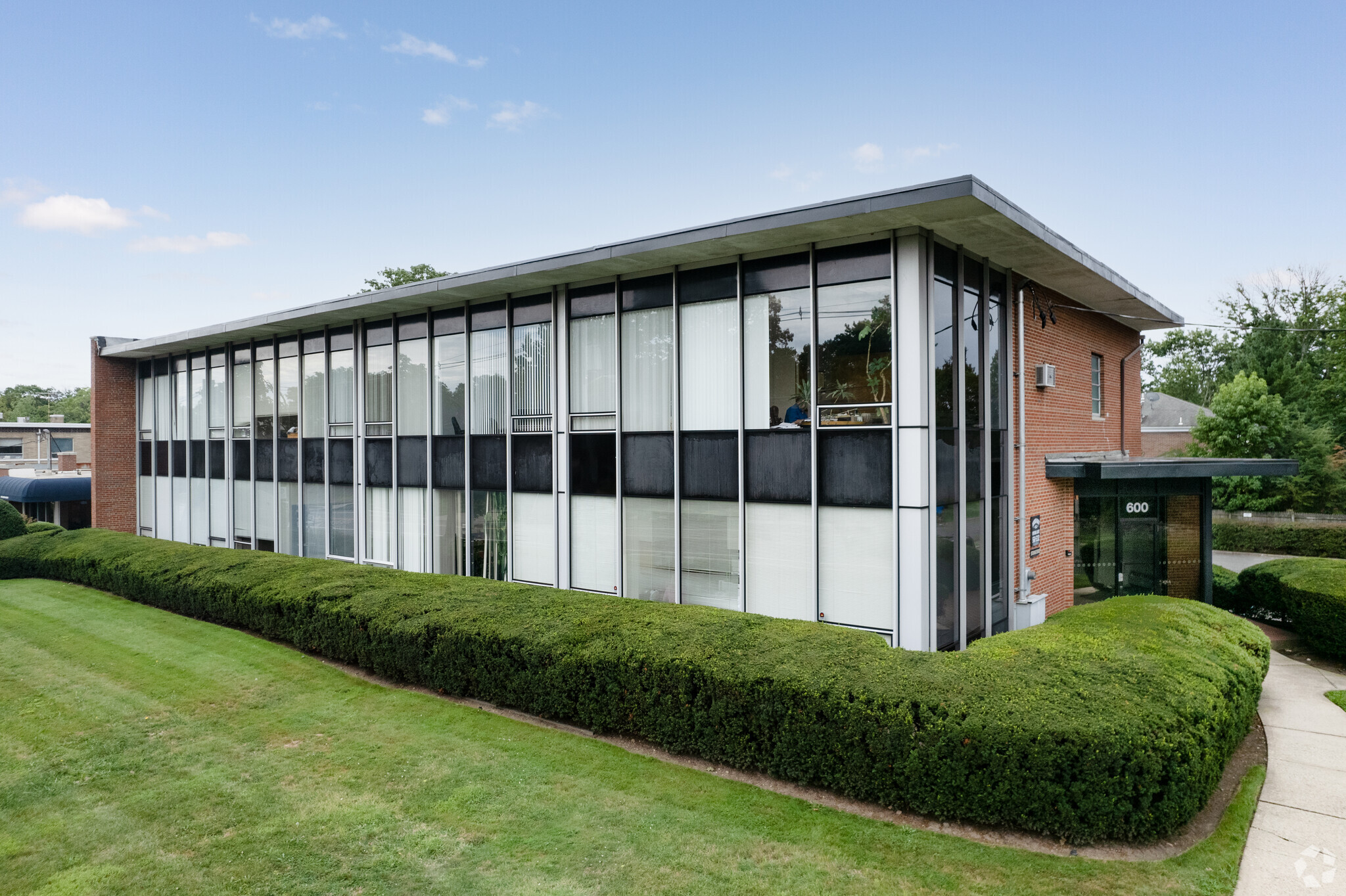 600 Palisade Ave, Englewood Cliffs, NJ for lease Building Photo- Image 1 of 15