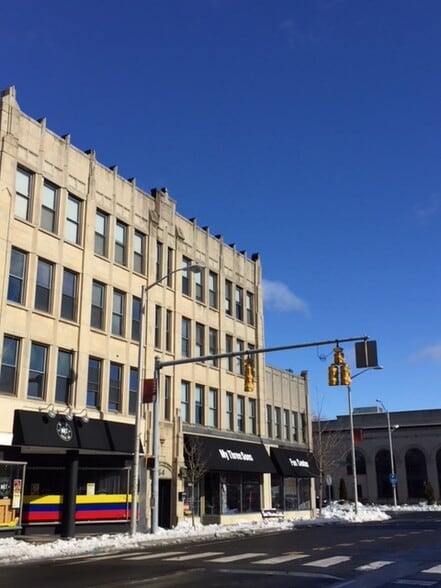 64 Wall St, Norwalk, CT for lease - Building Photo - Image 3 of 6