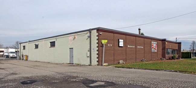 Plus de détails pour 574 Wentworth St E, Oshawa, ON - Industriel à vendre
