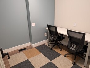 3271 W Armitage Ave, Chicago, IL for lease Interior Photo- Image 2 of 8