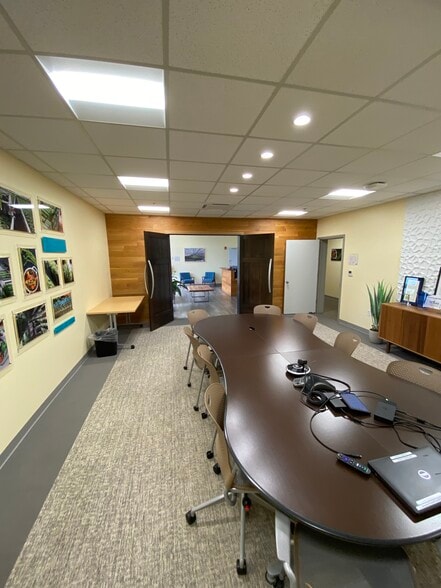 3156 N Valley Pike, Harrisonburg, VA à louer - Photo du bâtiment - Image 3 de 27