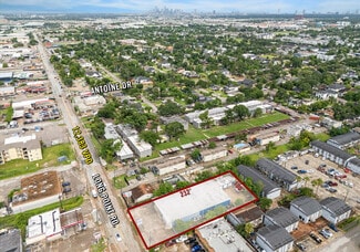 Plus de détails pour 7515 Long Point Rd, Houston, TX - Industriel à vendre