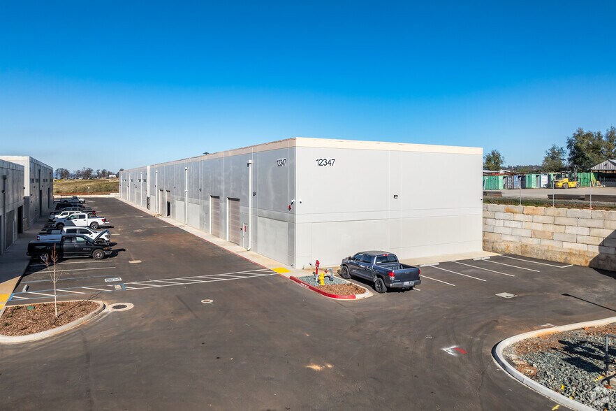 12335 Locksley Ln, Auburn, CA for sale - Building Photo - Image 3 of 8