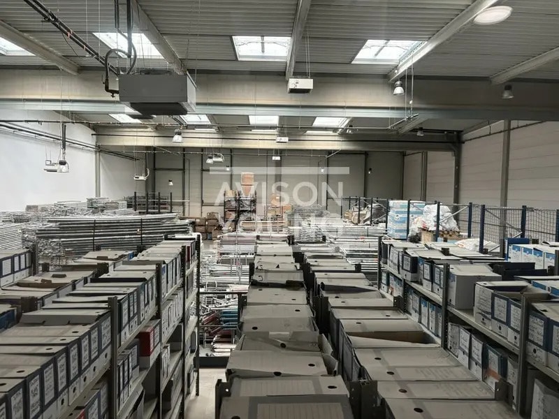 Flex in Villeneuve-la-Garenne for lease Building Photo- Image 1 of 10