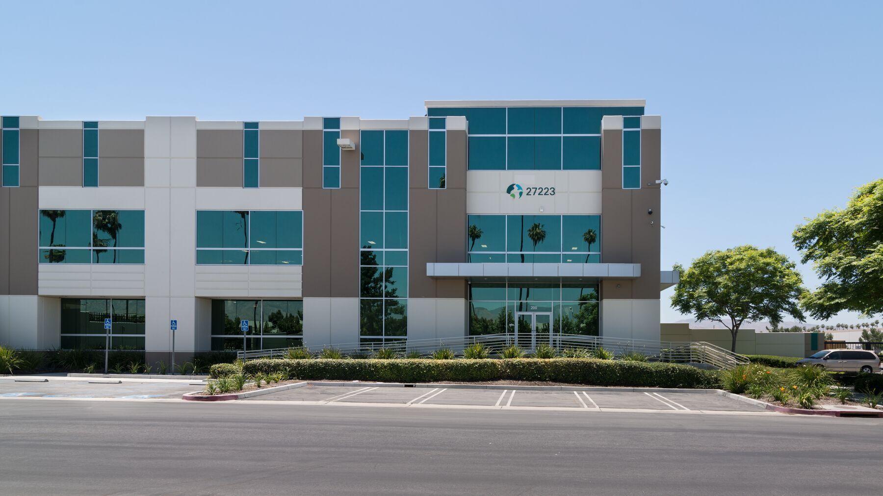 27223 Pioneer Ave, Redlands, CA for lease Building Photo- Image 1 of 4