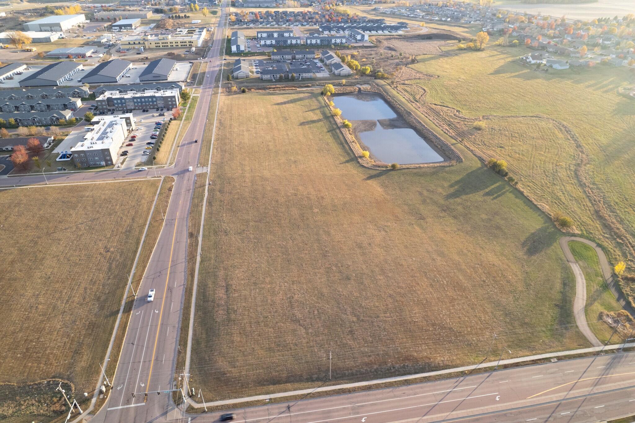 3801 N Career Ave, Sioux Falls, SD à vendre Aérien- Image 1 de 6
