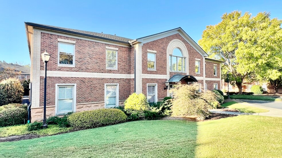 4080 McGinnis Ferry Rd, Alpharetta, GA à vendre - Photo du bâtiment - Image 3 de 62