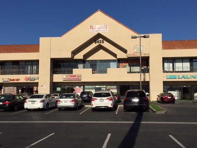 Plus de détails pour 9409-9425 Telegraph Rd, Pico Rivera, CA - Bureau/Commerce de détail à louer