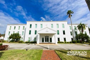 Medical Office Near SRQ Memorial Hospital - Dépanneur