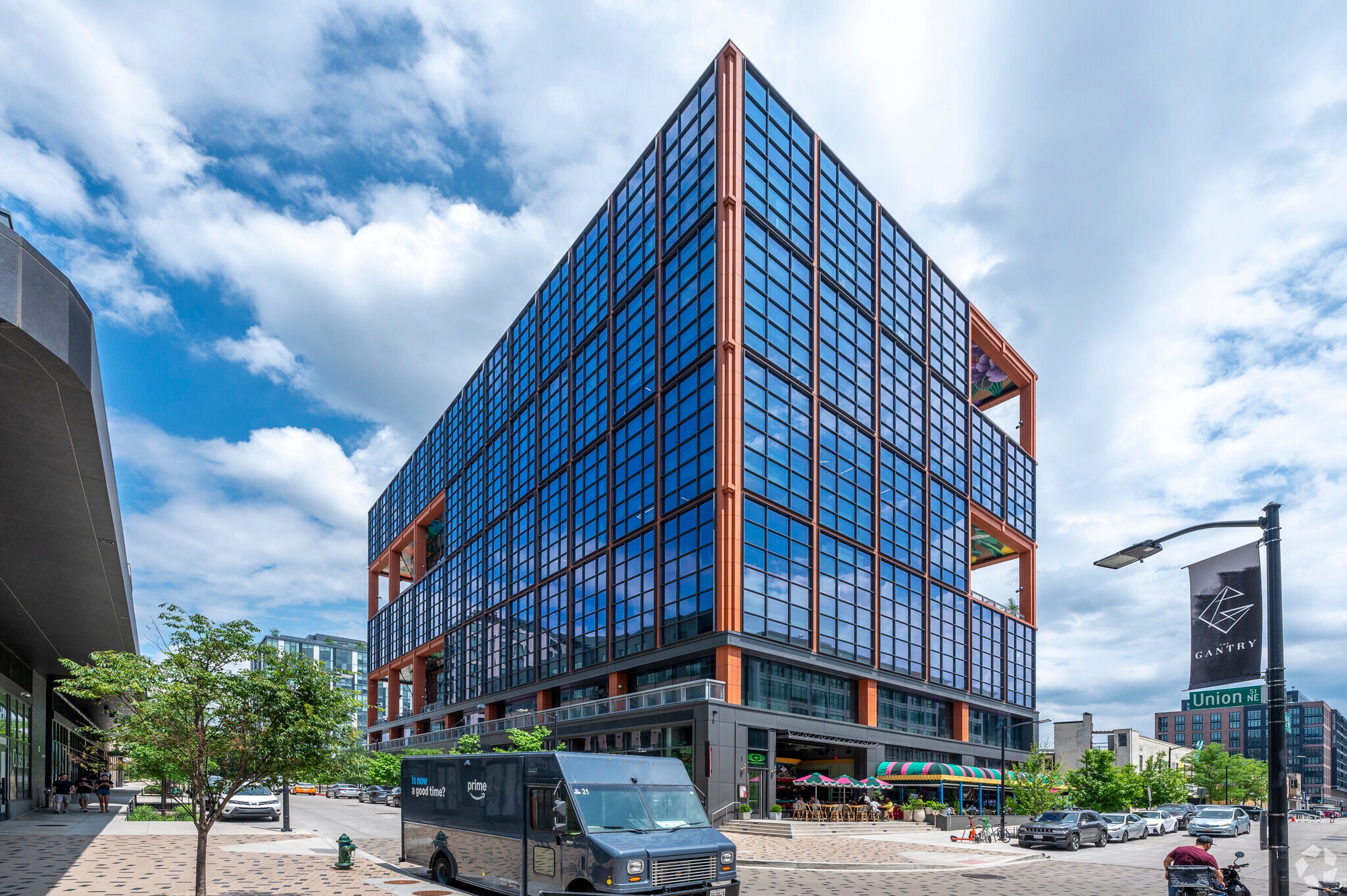 300 Neal Pl NE, Washington, DC for lease Primary Photo- Image 1 of 56