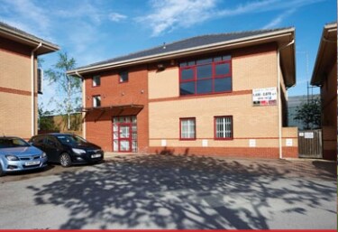 Bruntcliffe Rd, Morley for sale Primary Photo- Image 1 of 2