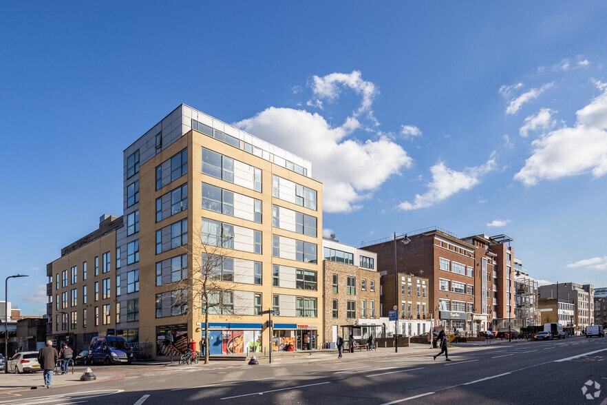 284-288 Kingsland Rd, London for lease - Building Photo - Image 1 of 4