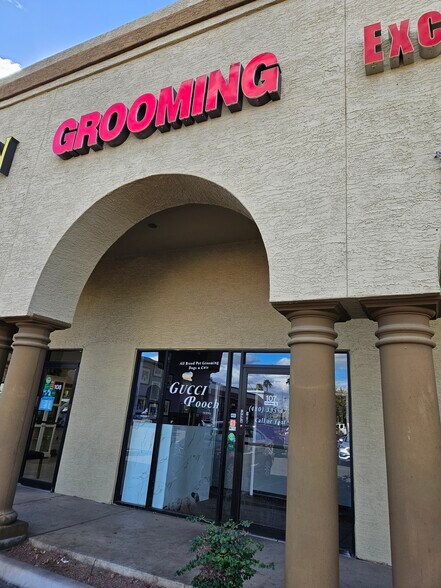 6017-6025 E McKellips Rd, Mesa, AZ à louer - Photo du bâtiment - Image 3 de 11