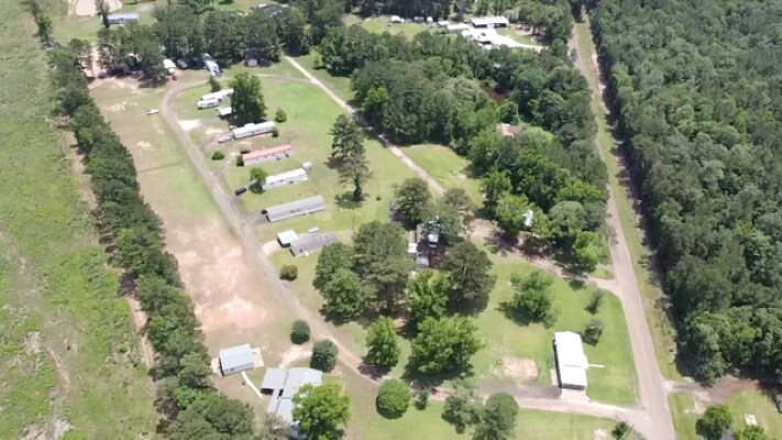 456 Jeans TLPK, Hemphill, TX for sale - Building Photo - Image 3 of 23