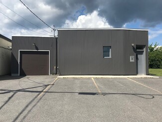 Plus de détails pour 1097 Parisien St, Ottawa, ON - Industriel à vendre