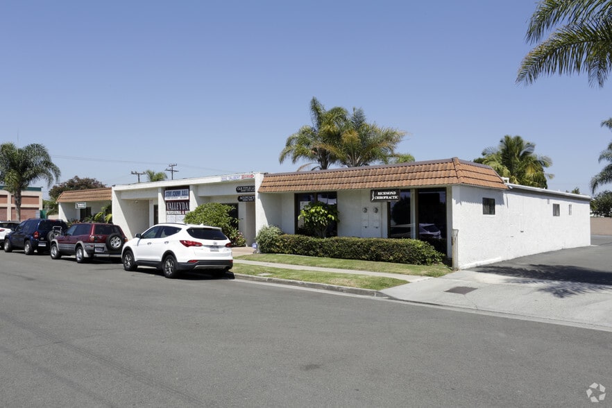 9092 Talbert Ave, Fountain Valley, CA for lease - Building Photo - Image 3 of 8