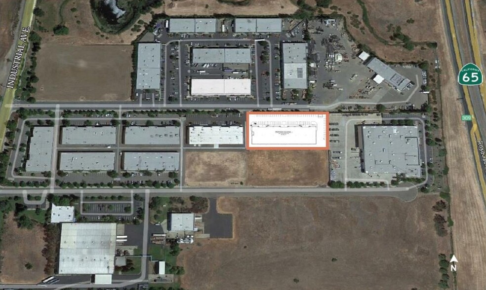 10612 Industrial Ave, Roseville, CA for lease - Building Photo - Image 2 of 10