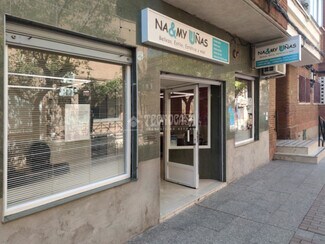 Plus de détails pour Multi-résidentiel à vendre