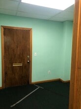 240-248 Farmington Ave, Hartford, CT for lease Interior Photo- Image 2 of 7