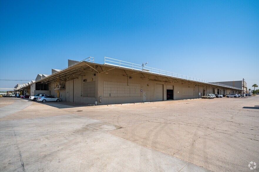 1300 S Litchfield Rd, Goodyear, AZ à louer - Photo du bâtiment - Image 2 de 3