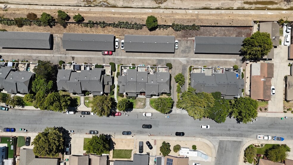 417 Tiffany Dr, Santa Maria, CA for sale - Building Photo - Image 2 of 28
